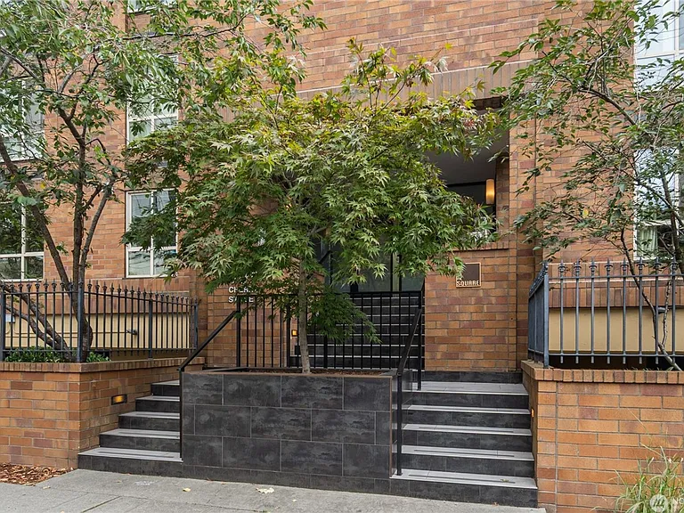 905 Cherry St #701 — Photo 11