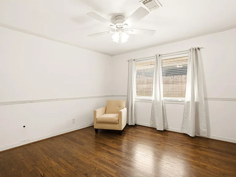 5238 Kinglet St — Photo 33