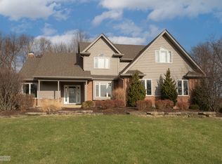 43W140 Kenmar Dr, Elburn, IL 60119