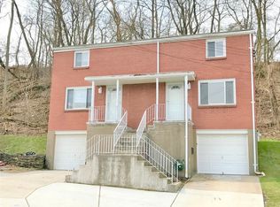 442-444 Jacobson Dr, Pittsburgh, PA 15227