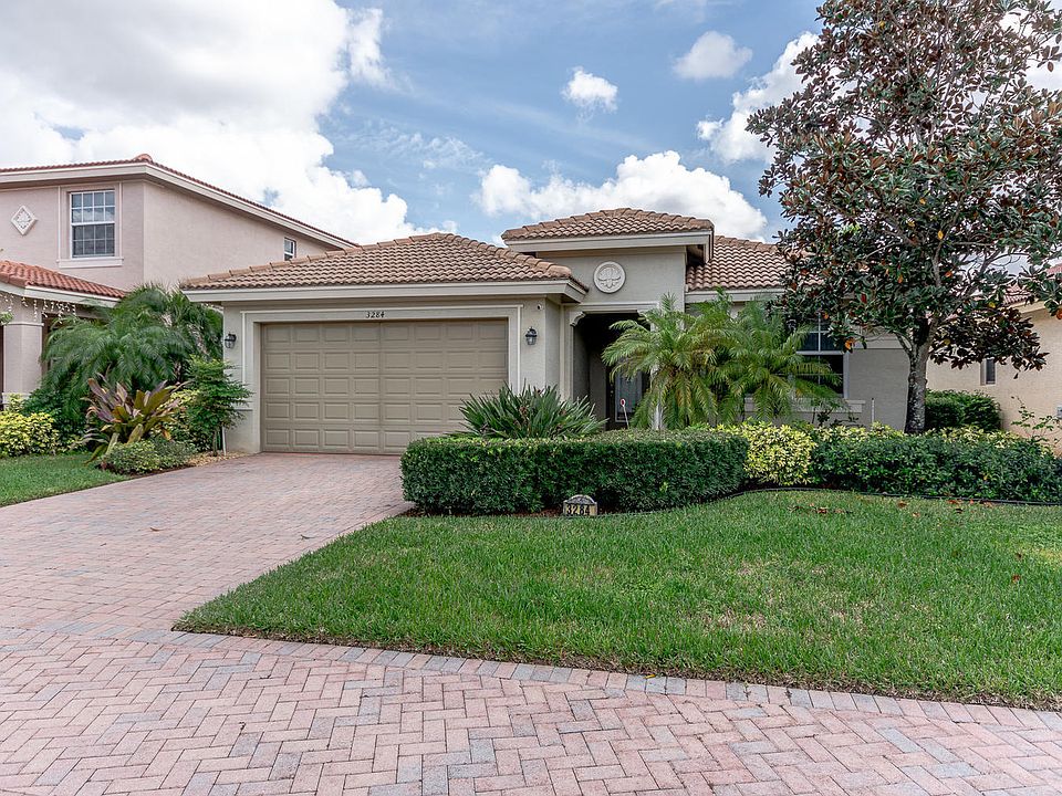 1st image of 3284 SW Porpoise Cir