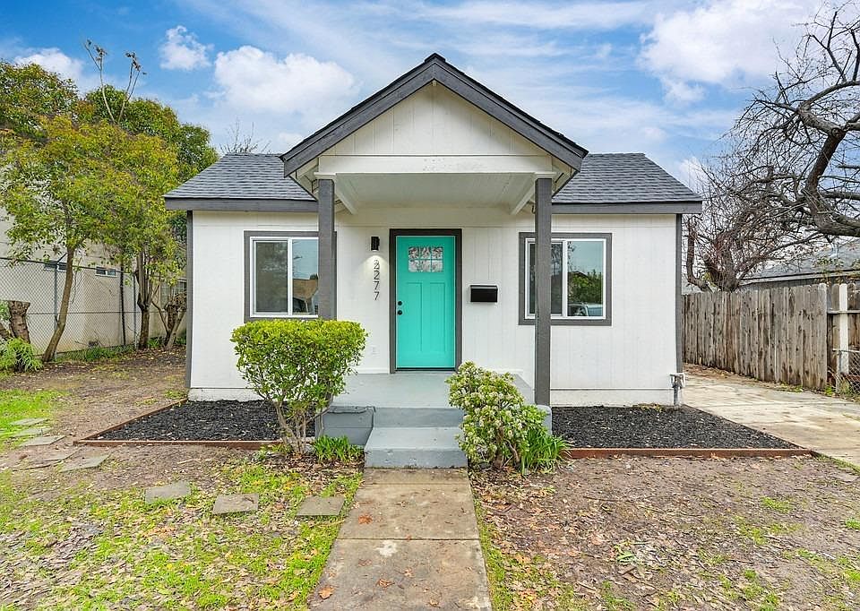 2277 Beaumont St Sacramento CA 95815 Zillow