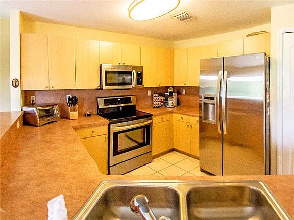 Melrose Point Condo #125 - Photo 3