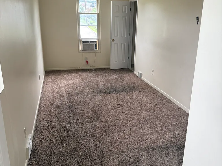 2136 W Pike St #4 — Photo 7