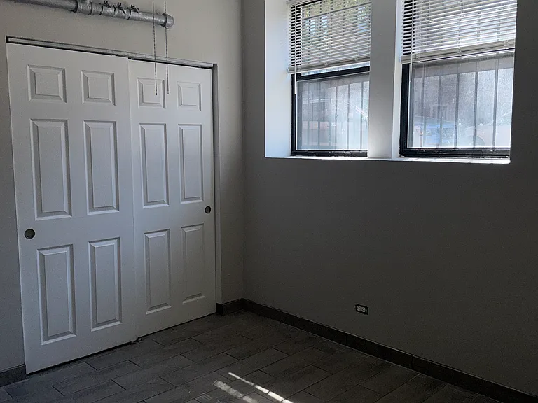 7009 N Paulina St #4B — Photo 10