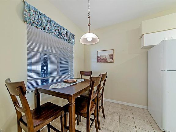 3rd image of 9300 Highland Woods Blvd Unit 3109