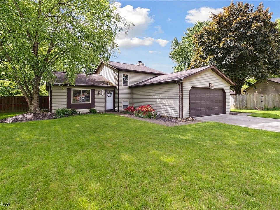 1st image of 9521 Charney Cir