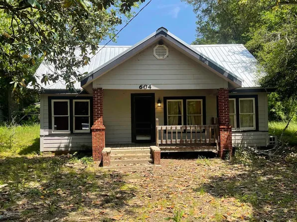 604 County Road 3810, Troup, TX 75789