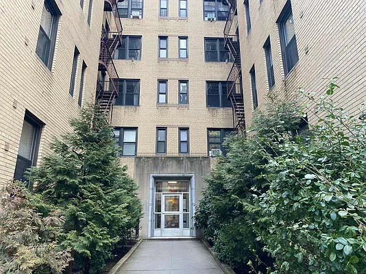 Rented by Corcoran | media 9