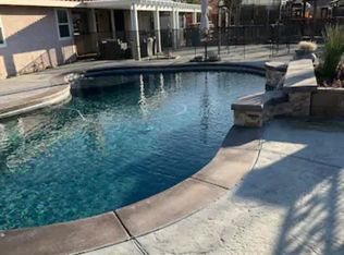 12274 Mockingbird Pl, Apple Valley, CA 92308