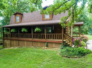 13534 Rustic Valley Dr, Wright City, MO 63390