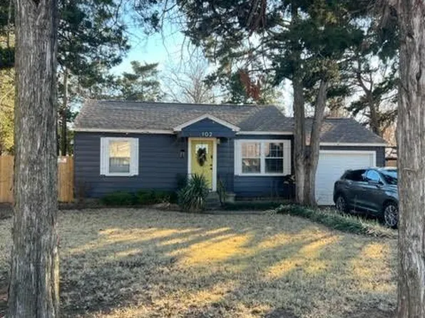102 E Bowman Ave, Edmond, OK 73034