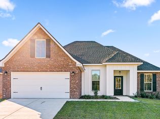 2733 Louis Cir, Crestview, FL 32536