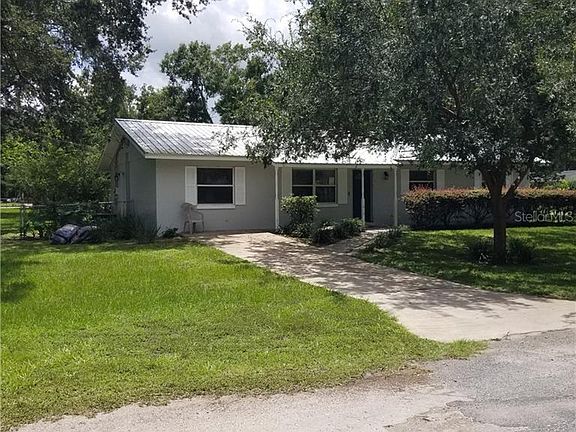 3rd image of 1812 NE 50th Pl