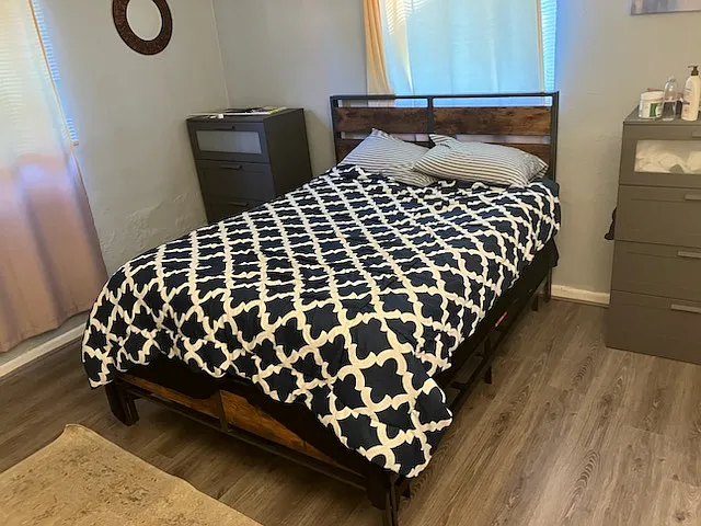 2 bed, 774 sqft, $2,250 — Photo 2