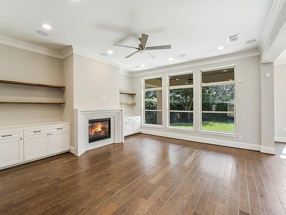 2nd image of 8304 Sorrel Leaf Lane