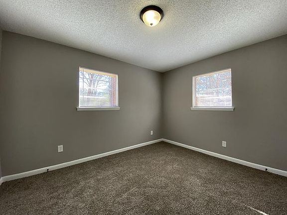 4th image of 7201 Acorn Pl