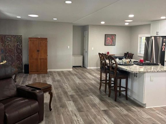 5th image of 73281 Lone Mountain Ln