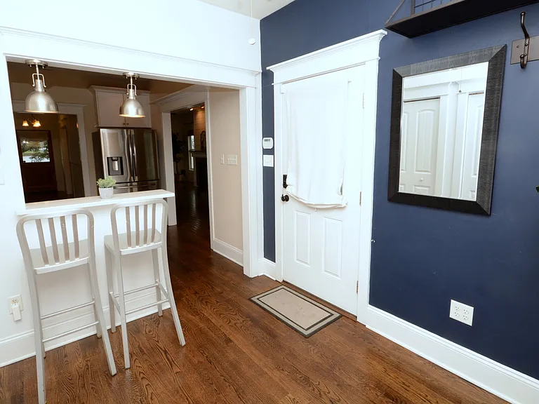 4116 Pretty Lake Ave — Photo 39