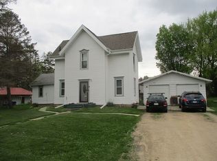 401 W Daley St #A, Spring Green, WI 53588