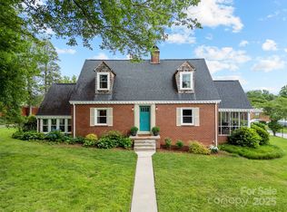 179 N Country Club Rd, Brevard, NC 28712