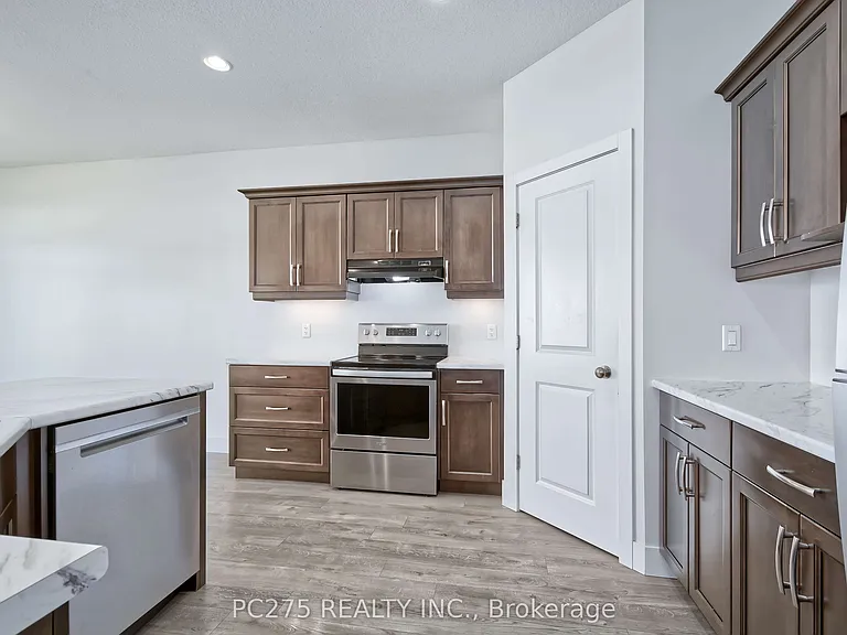 31 Ashberry Pl — Photo 13