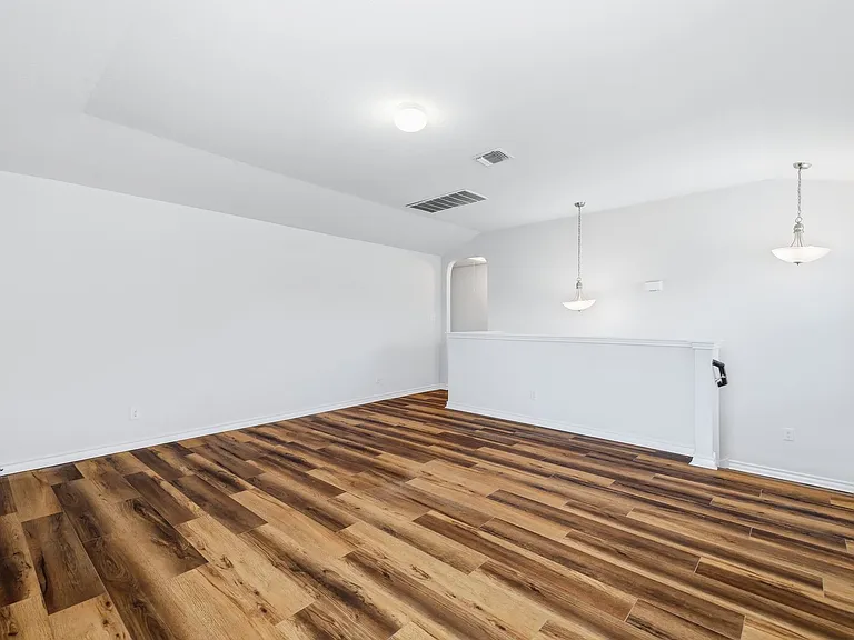 2818 Davis Trce — Photo 21