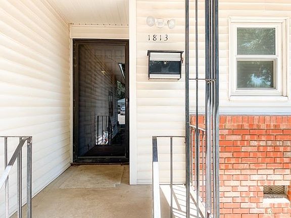 3rd image of 1813 Potomac Dr