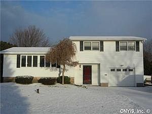1st image of 113 Huckleberry Ln