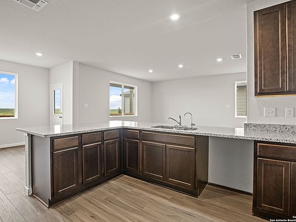 5th image of 2067 Olivia Drive