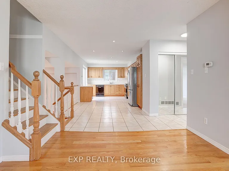163 Daimler Dr — Photo 13