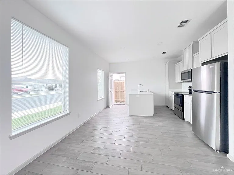 1217 Sucre Dr #4 — Photo 12