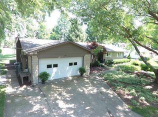 7348 Travis Rd, Greenwood, IN 46143