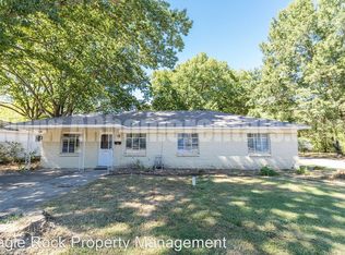 1365 Donaghey Ave, Conway, AR 72034