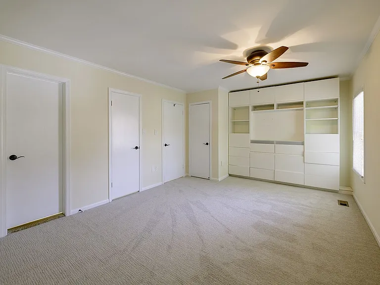 7518 Westlake Ter — Photo 30