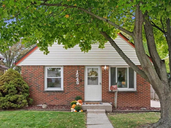 1546 S 93rd STREET, West Allis, WI 53214