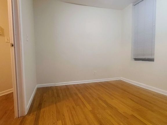 4th image of 41-39 52nd St #1