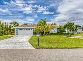 4113 SE 9th Ct, Cape Coral, FL 33904