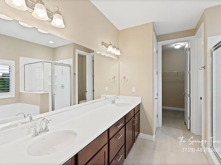 9547 Dewitt Dr — Photo 33