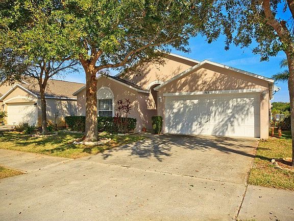 2nd image of 963 Villa Dr