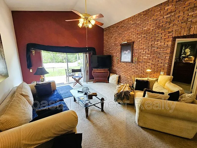 4521 Gulfwinds Dr — Photo 11