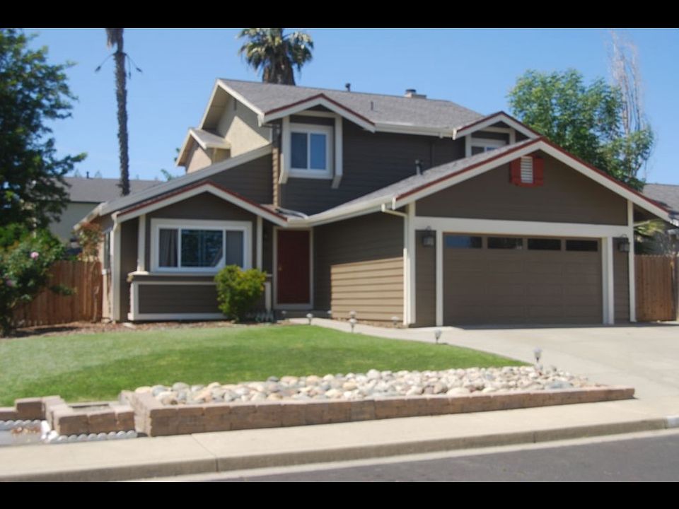 1st image of 330 Dublin Way
