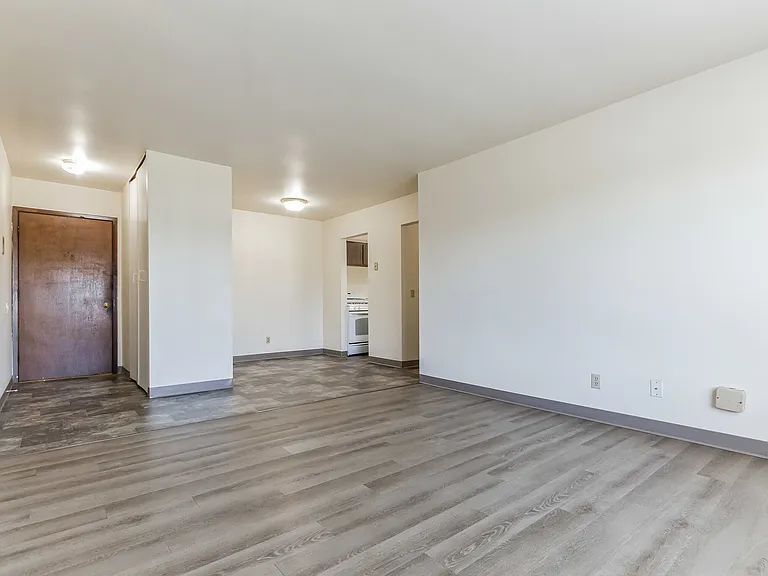 622 Laurel Ct — Photo 16