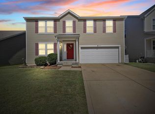 713 Rockshire Dr, Herculaneum, MO 63048