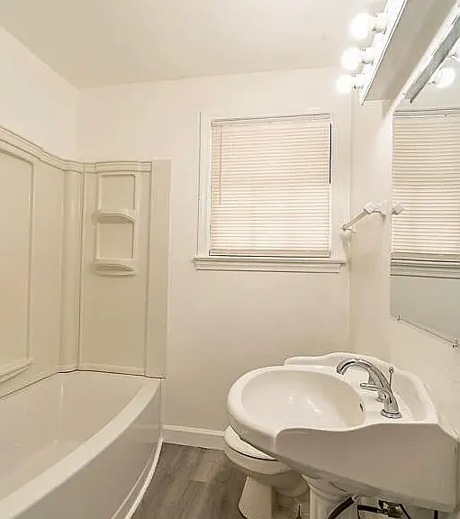 8027 Floyd St — Photo 10