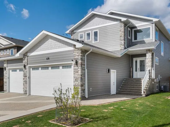 60 E Pritchard Dr, Whitecourt, AB T7S 0G3