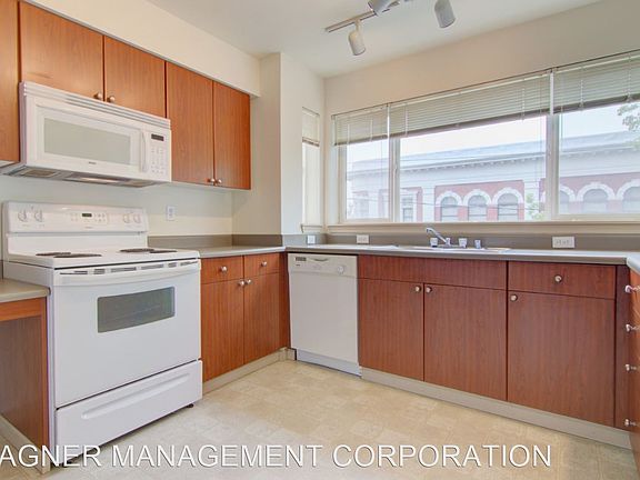 2nd image of 1404 E Yesler Way APT 304