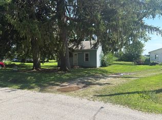 190 W Gossett St, Roseville, IL