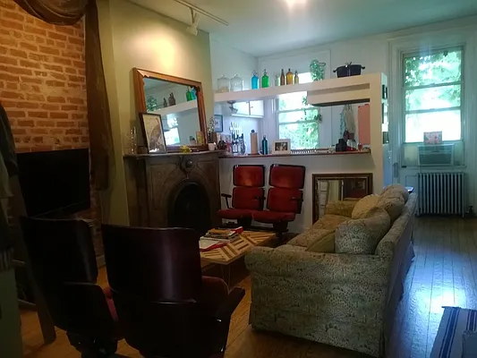 Rented by Realty Collective | media 27