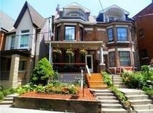 487 Indian Grv #3, Toronto, ON M6P 2J1